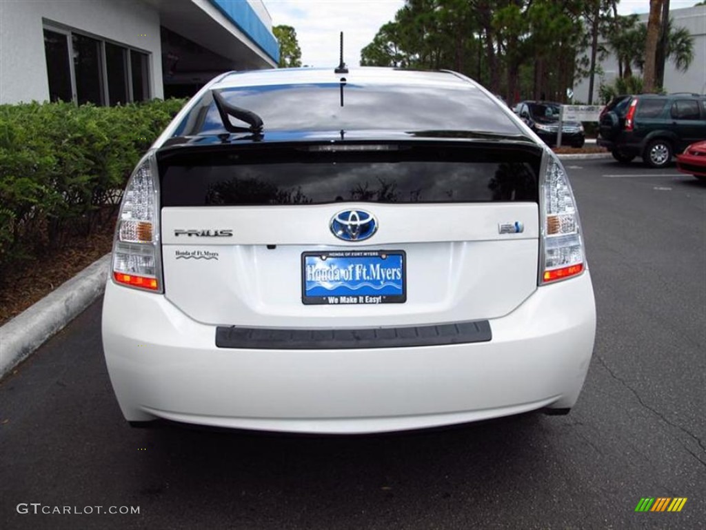 2010 Prius Hybrid III - Blizzard White Pearl / Misty Gray photo #4