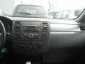 Super Black - Versa 1.8 S Hatchback Photo No. 13