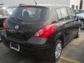 Super Black - Versa 1.8 S Hatchback Photo No. 2