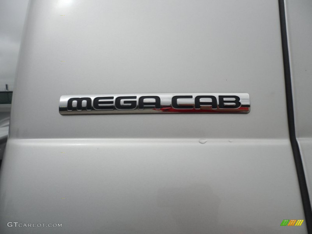 2006 Ram 2500 SLT Mega Cab - Bright Silver Metallic / Medium Slate Gray photo #20