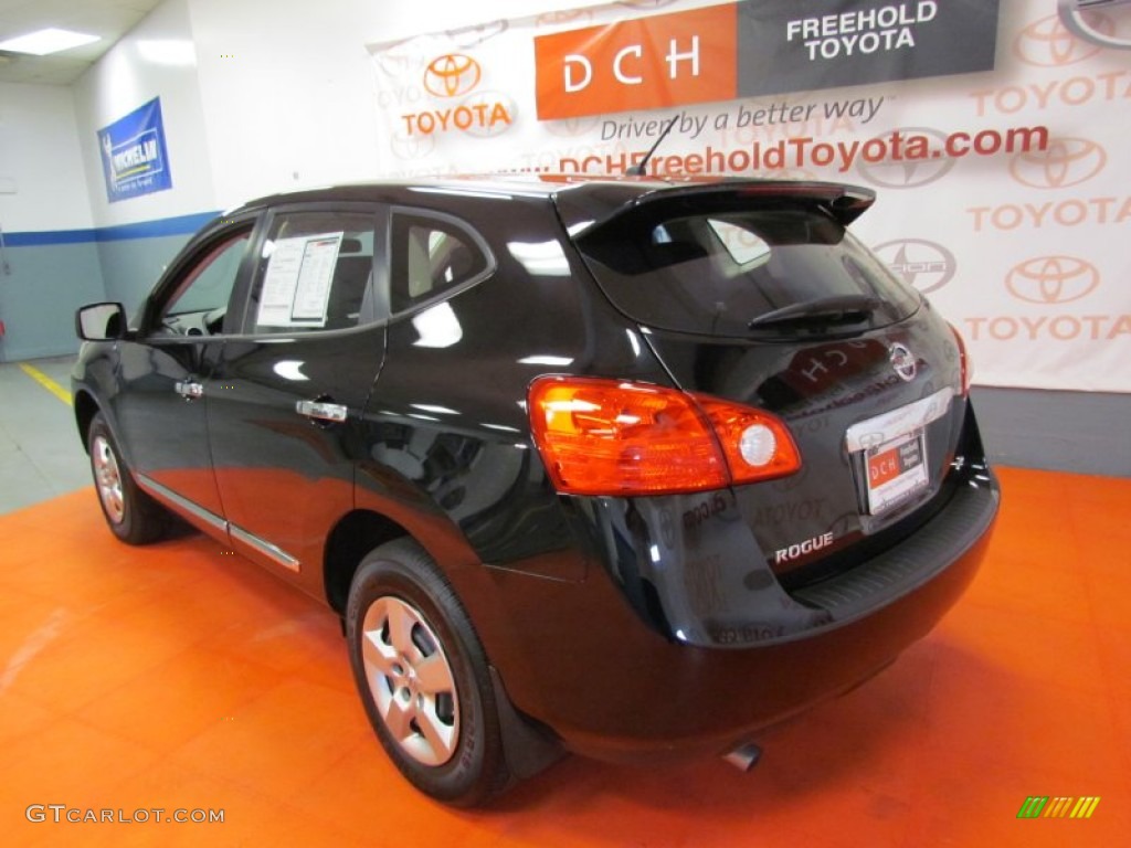 2011 Rogue S AWD - Wicked Black / Black photo #6