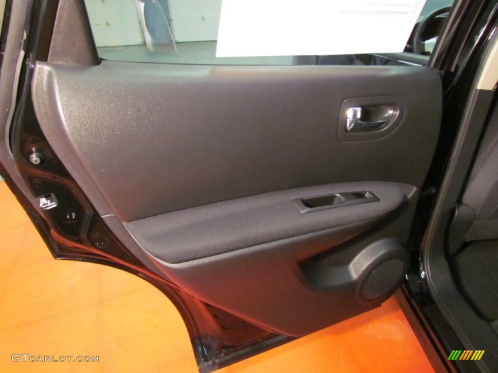 2011 Rogue S AWD - Wicked Black / Black photo #10