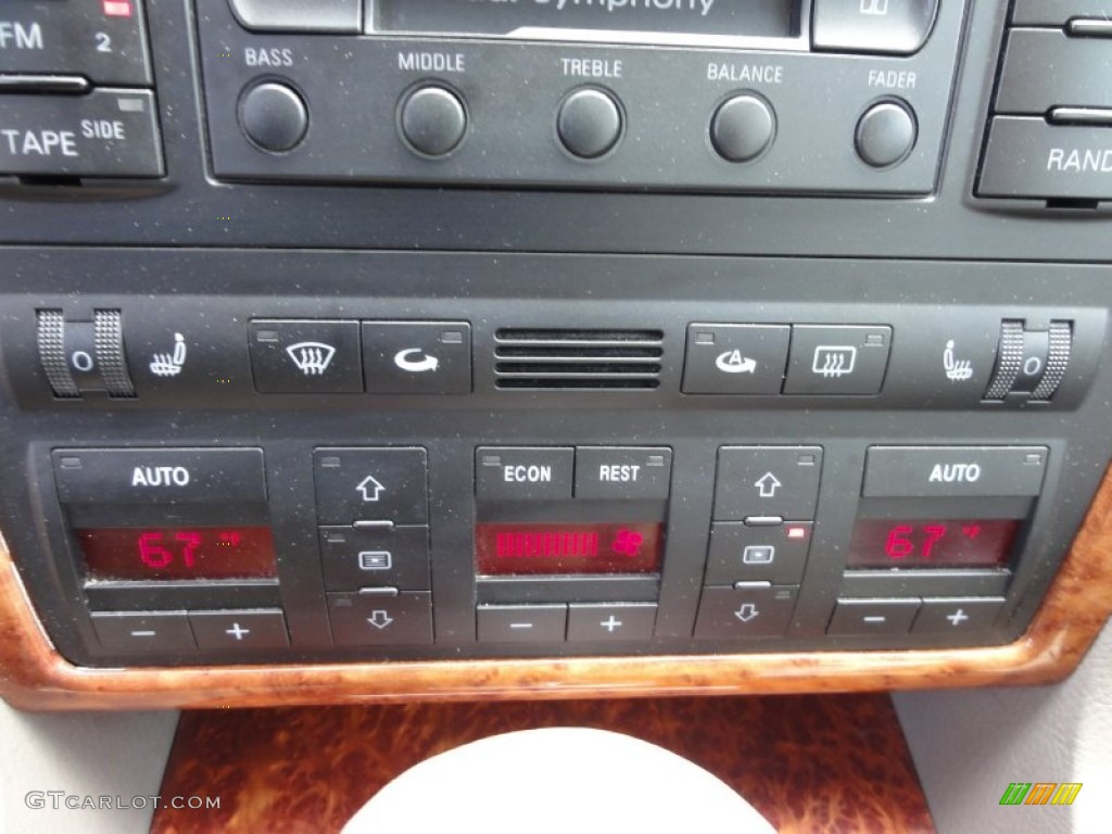 2001 Audi A8 4.2 quattro Controls Photos