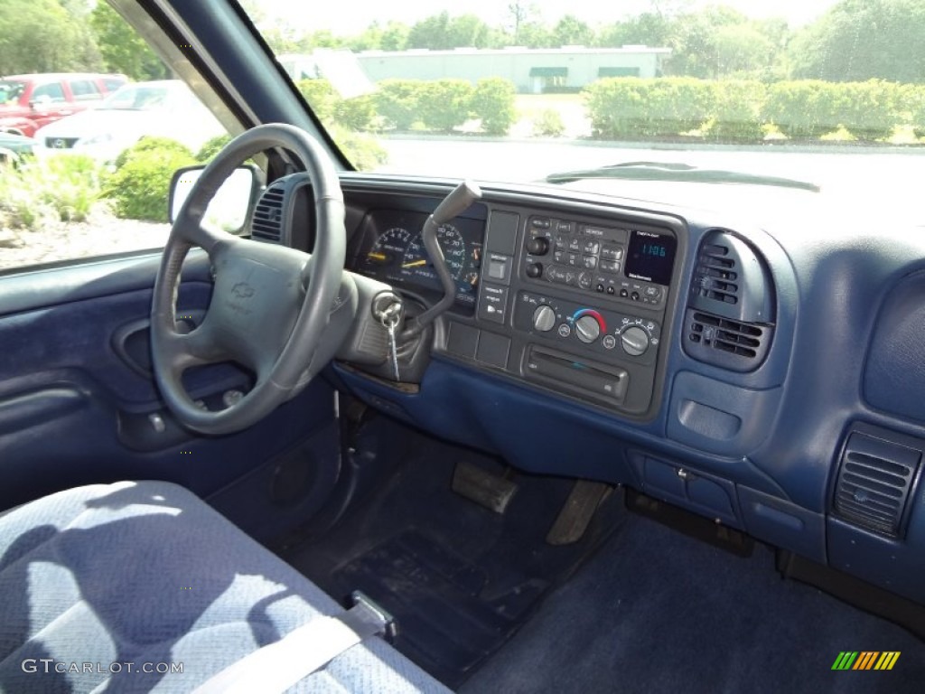 1997 C/K C1500 Extended Cab - Olympic White / Blue photo #11