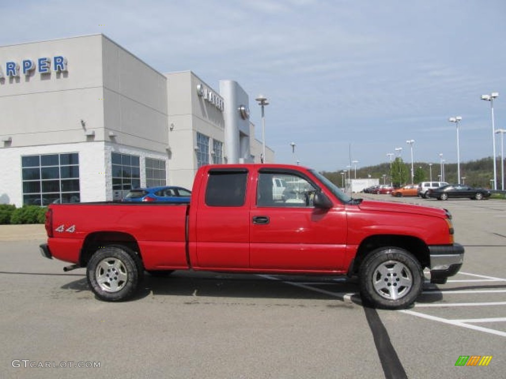 2006 Silverado 1500 LS Extended Cab 4x4 - Victory Red / Dark Charcoal photo #2
