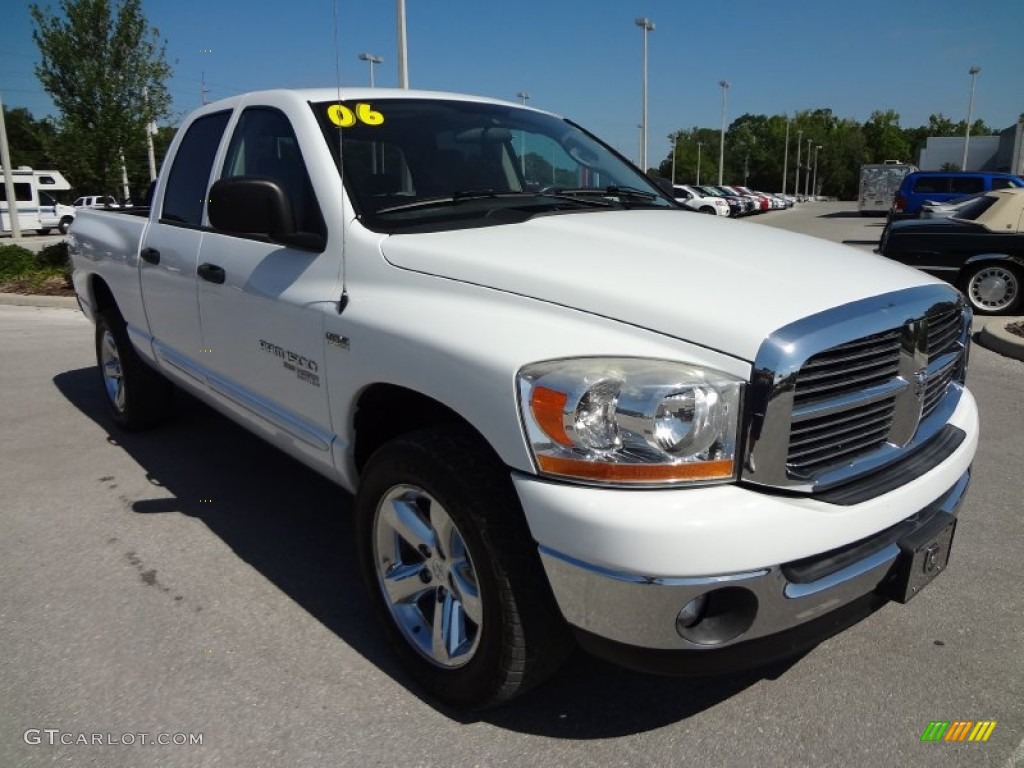 2006 Ram 1500 SLT Quad Cab 4x4 - Bright White / Medium Slate Gray photo #10