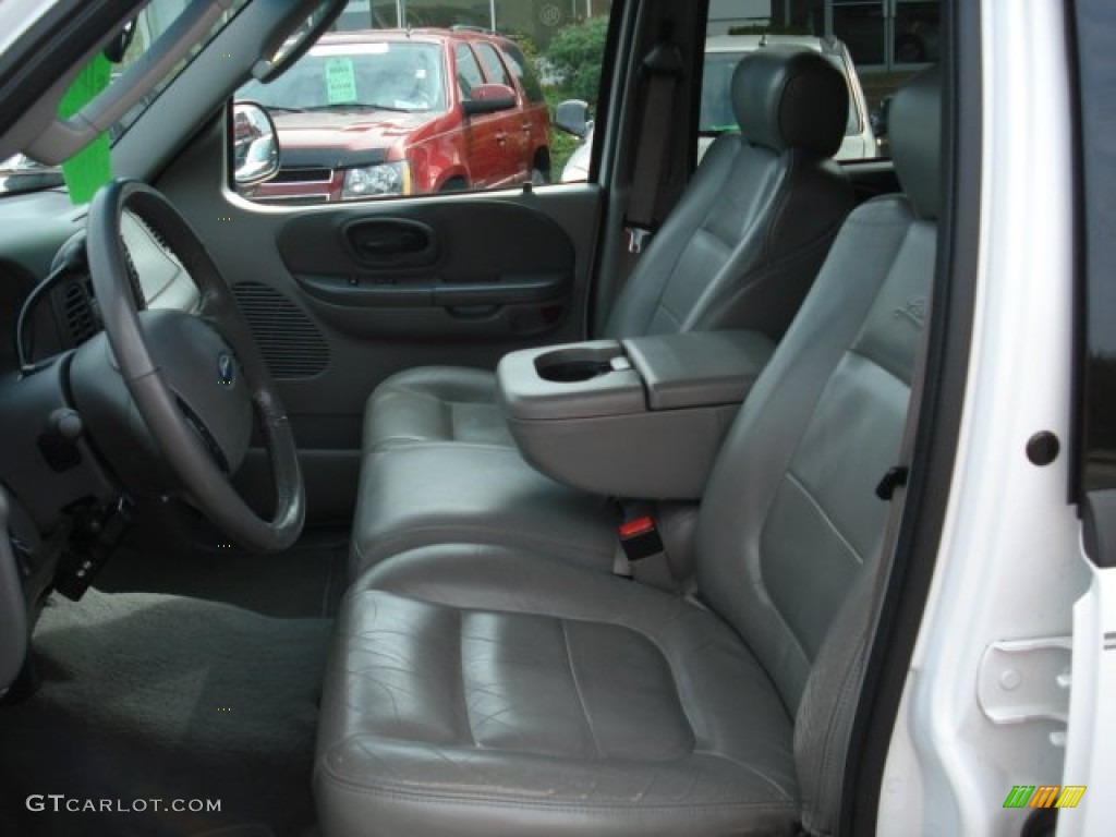 2002 F150 Lariat SuperCrew 4x4 - Oxford White / Medium Graphite photo #11