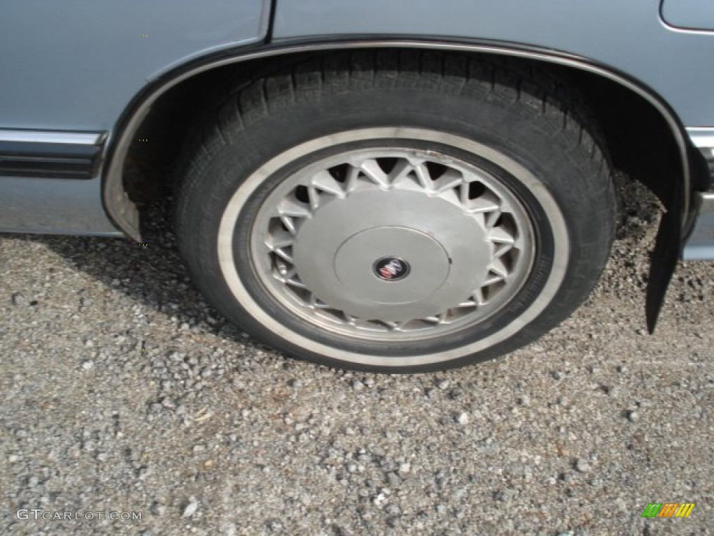 1995 Buick LeSabre Custom Wheel Photo #63960333