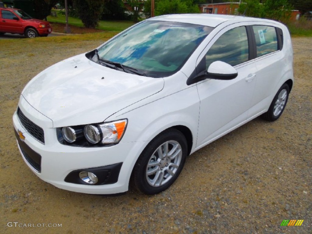 2012 Sonic LT Hatch - Summit White / Jet Black/Dark Titanium photo #2