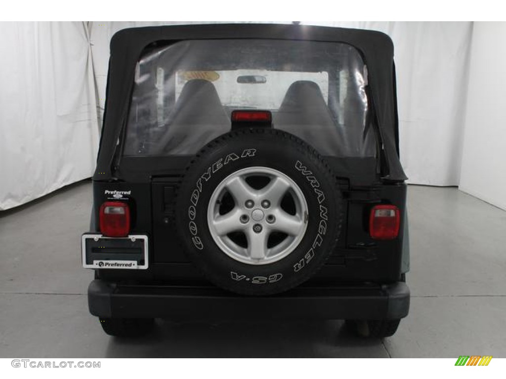 2002 Wrangler SE 4x4 - Black / Agate Black photo #6