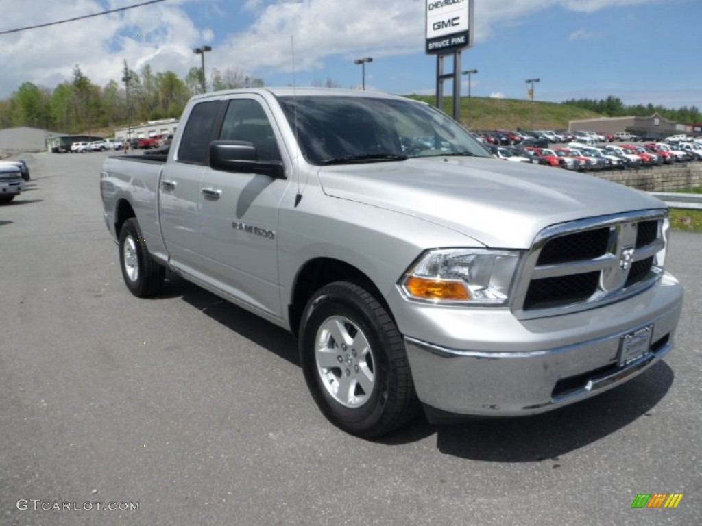 2011 Ram 1500 SLT Quad Cab 4x4 - Bright Silver Metallic / Dark Slate Gray/Medium Graystone photo #1