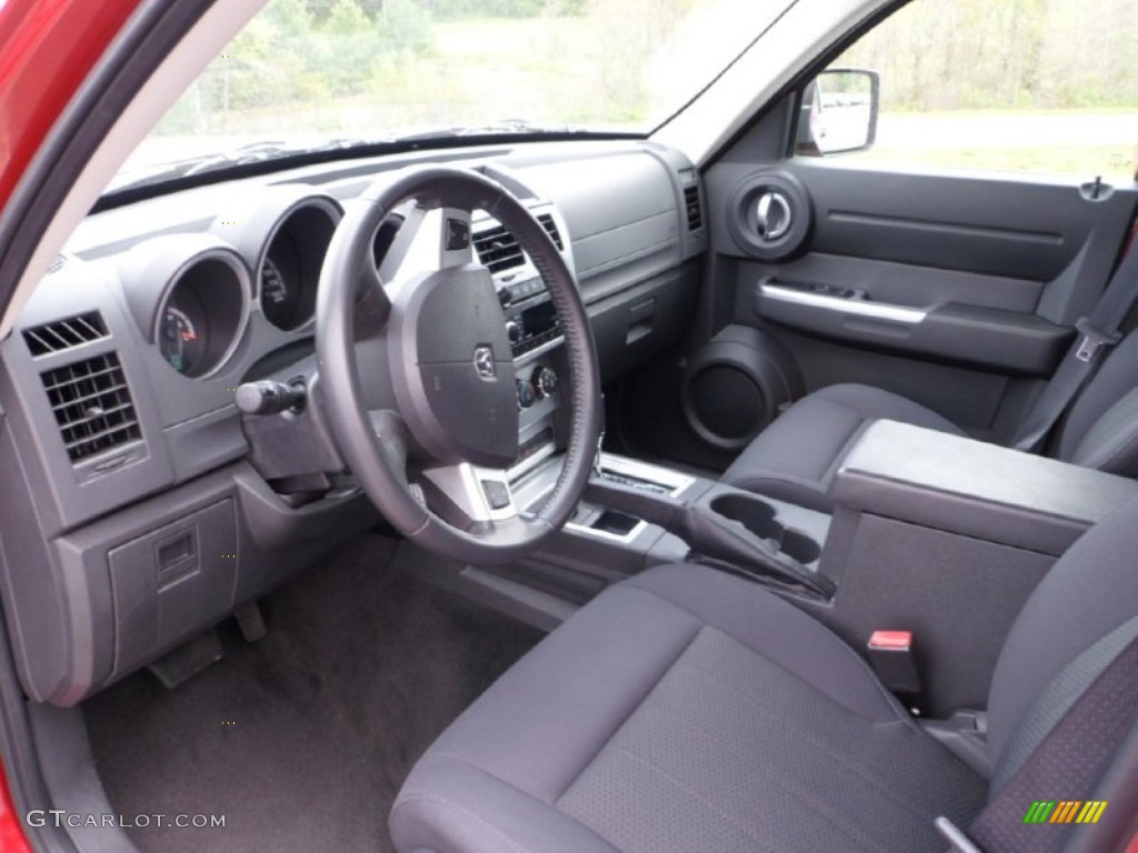 Dark Slate Gray Interior 2011 Dodge Nitro SXT 4x4 Photo #63965107