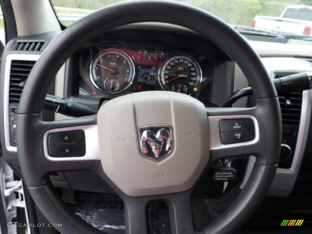 2011 Ram 1500 SLT Quad Cab 4x4 - Bright White / Dark Slate Gray/Medium Graystone photo #17