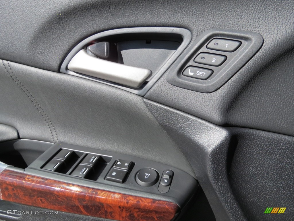 2012 Honda Accord Crosstour EX-L 4WD Door Panel Photos