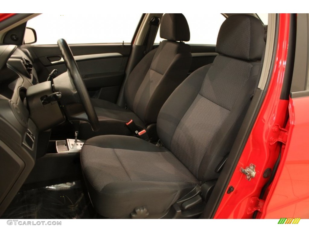 2010 Aveo LT Sedan - Victory Red / Charcoal photo #6