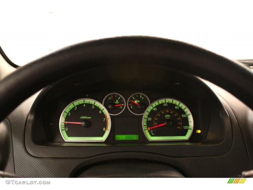 2010 Aveo LT Sedan - Victory Red / Charcoal photo #7