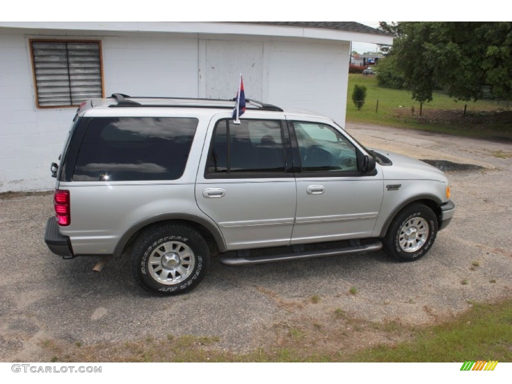 2002 Expedition XLT - Silver Metallic / Medium Graphite photo #4
