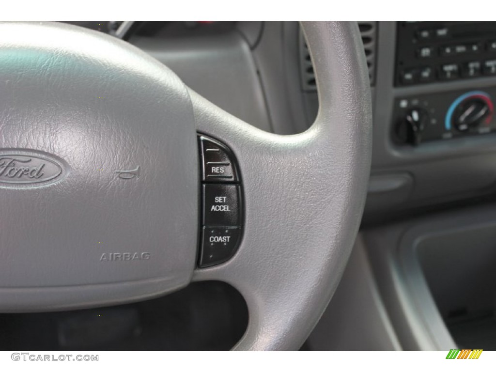 2002 Expedition XLT - Silver Metallic / Medium Graphite photo #26