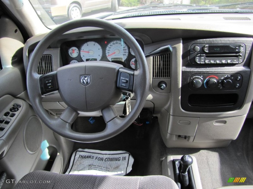 2005 Dodge Ram 3500 SLT Quad Cab 4x4 Dashboard Photos