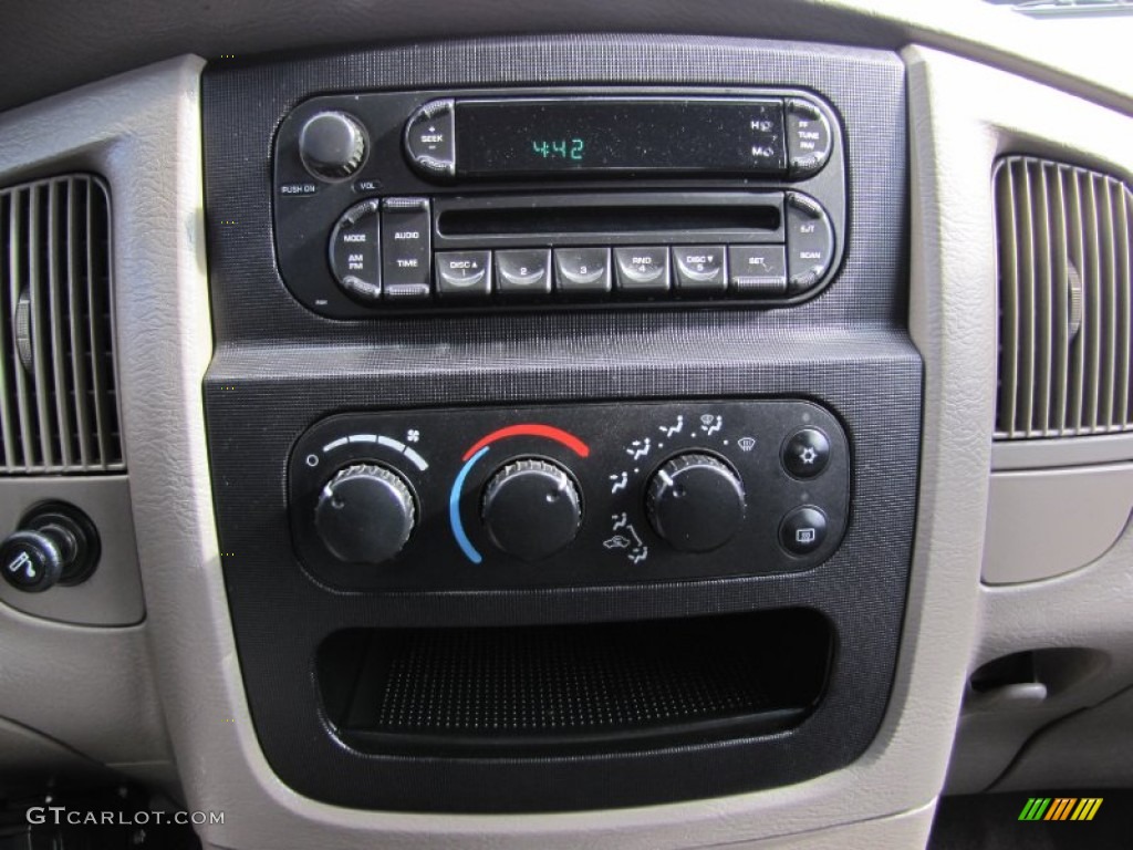 2005 Dodge Ram 3500 SLT Quad Cab 4x4 Controls Photo #63974985