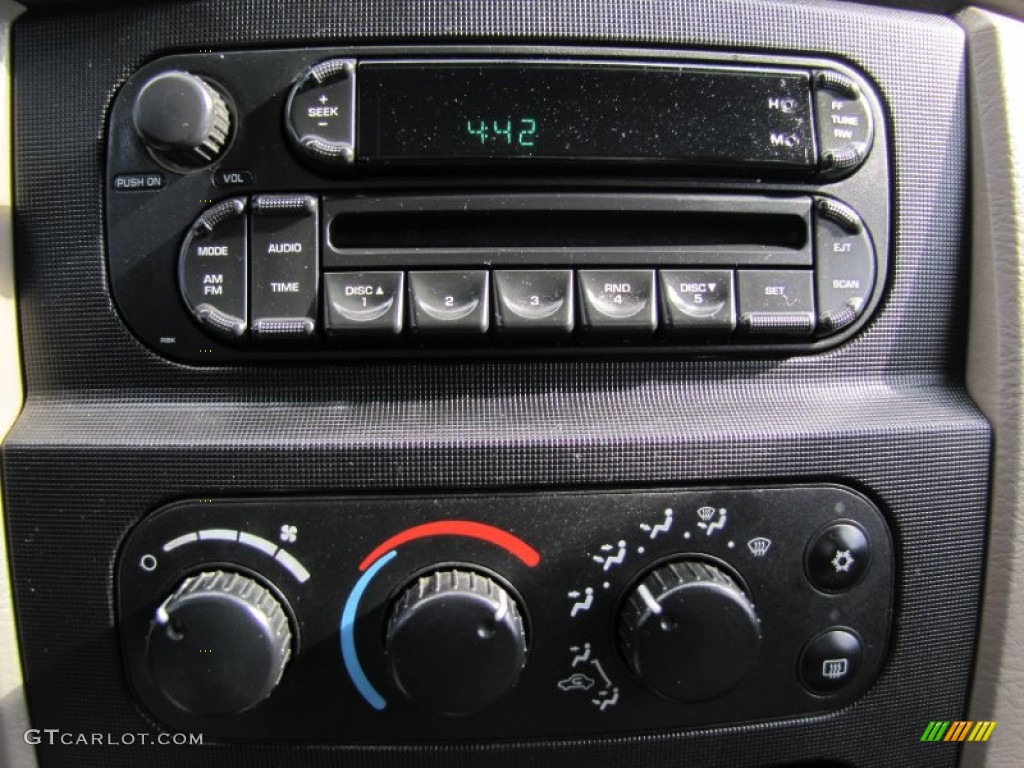 2005 Dodge Ram 3500 SLT Quad Cab 4x4 Controls Photo #63974988
