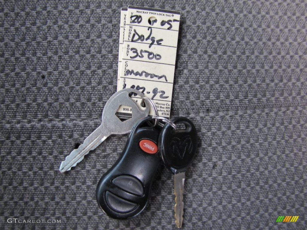 2005 Dodge Ram 3500 SLT Quad Cab 4x4 Keys Photo #63975039