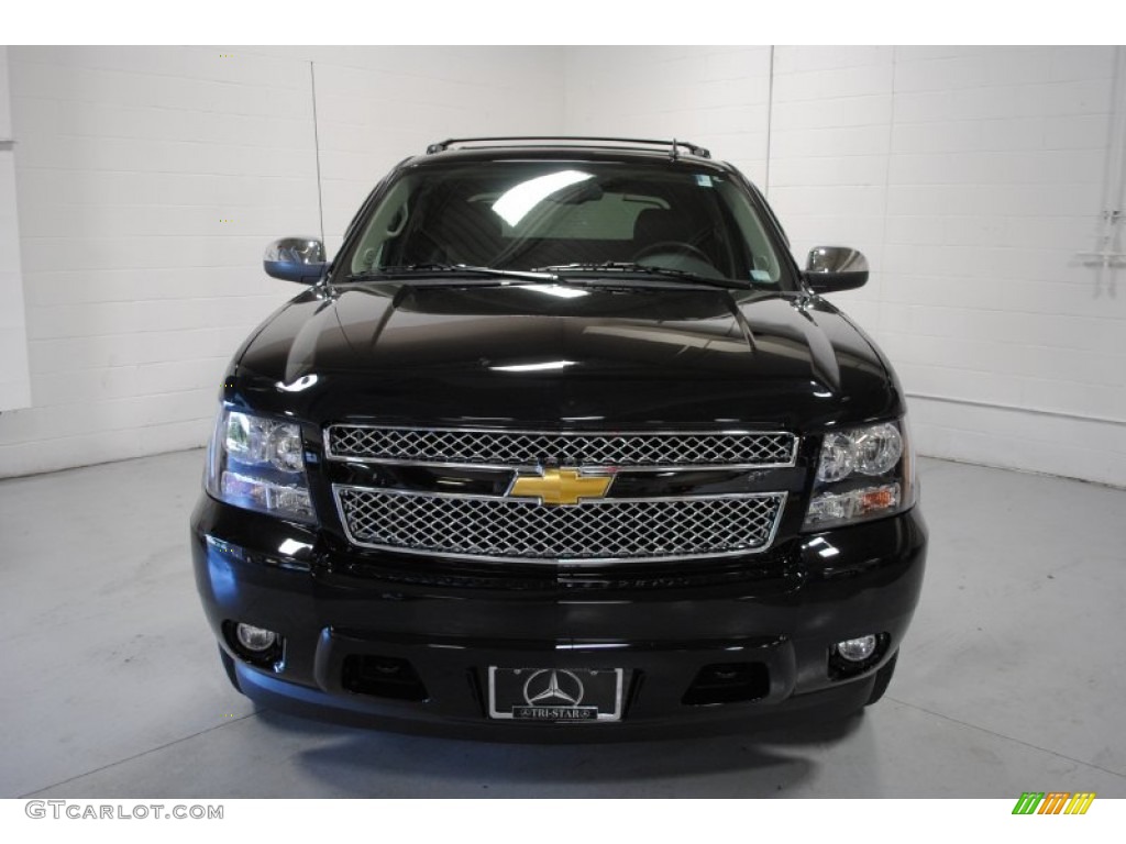 2011 Avalanche LTZ 4x4 - Black / Ebony photo #2