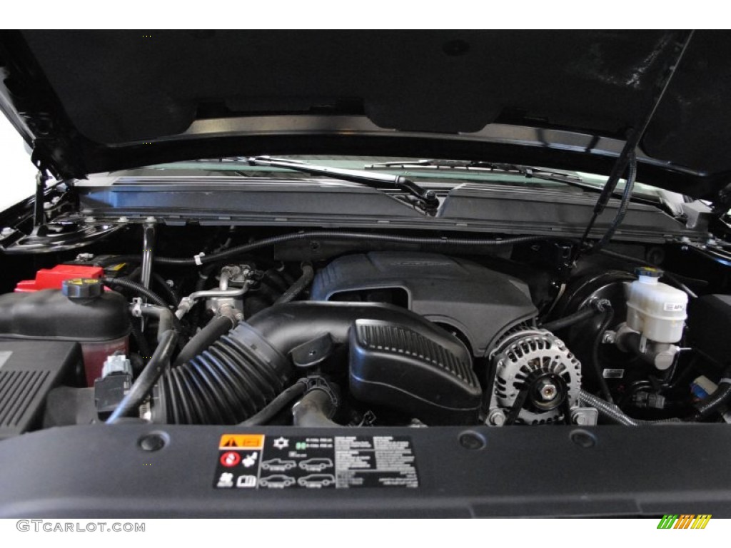 2011 Avalanche LTZ 4x4 - Black / Ebony photo #32