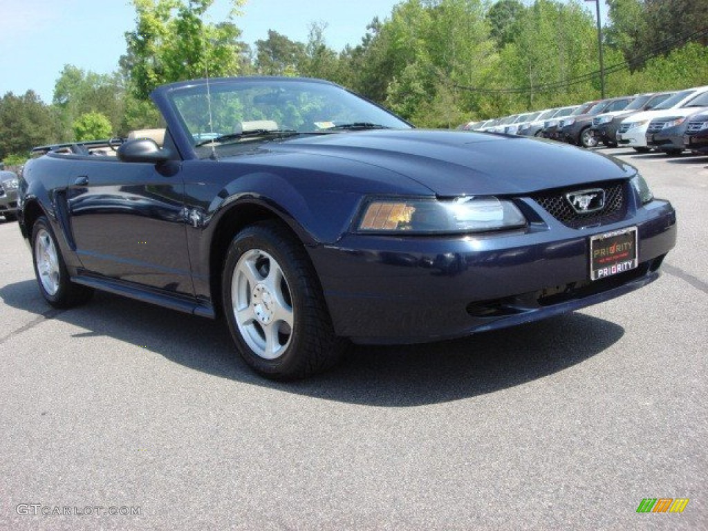 2003 Mustang V6 Convertible - True Blue Metallic / Medium Parchment photo #8