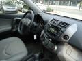 Classic Silver Metallic - RAV4 4WD Photo No. 17