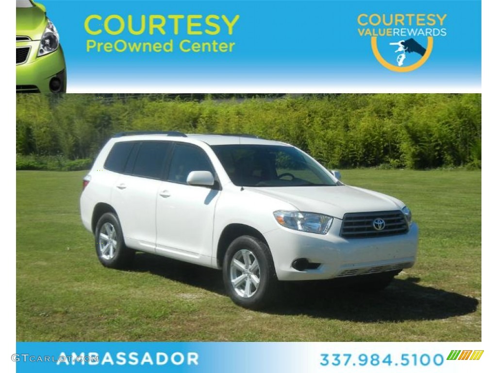 Blizzard White Pearl Toyota Highlander