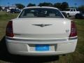 Cool Vanilla - 300 C HEMI Photo No. 3