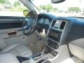 Cool Vanilla - 300 C HEMI Photo No. 6
