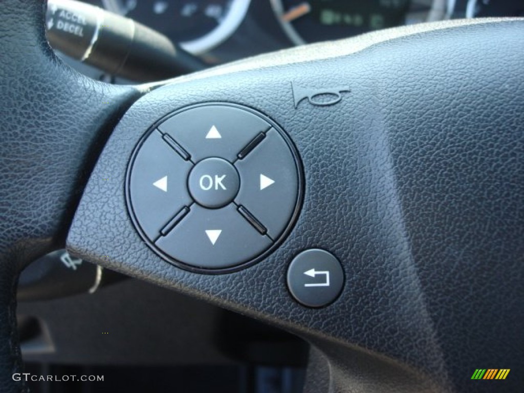 2008 Mercedes-Benz C 300 Luxury Controls Photo #63980037