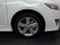 Super White - Camry SE Photo No. 3
