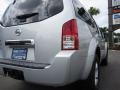 Silver Lightning Metallic - Pathfinder S Photo No. 15