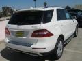 Arctic White - ML 350 4Matic Photo No. 4