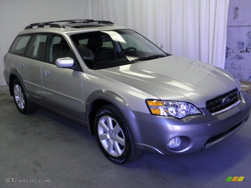 2007 Outback 2.5i Limited Wagon - Brilliant Silver Metallic / Charcoal Leather photo #1