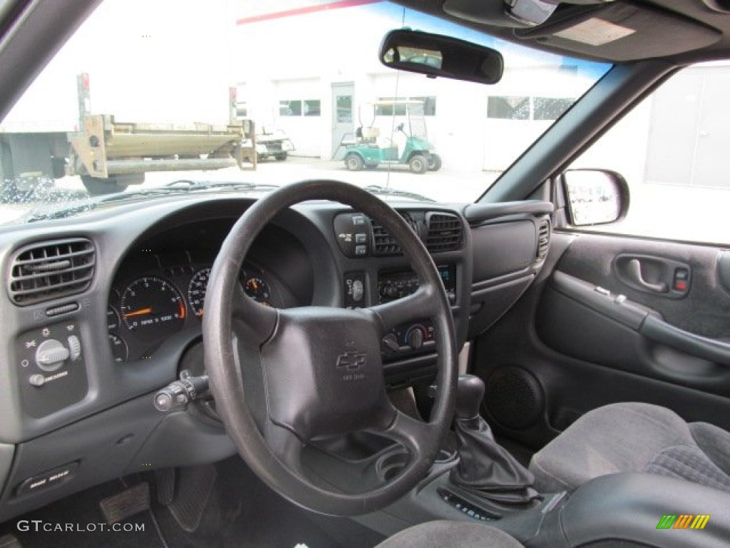 2002 Blazer LS 4x4 - Forest Green Metallic / Graphite photo #10