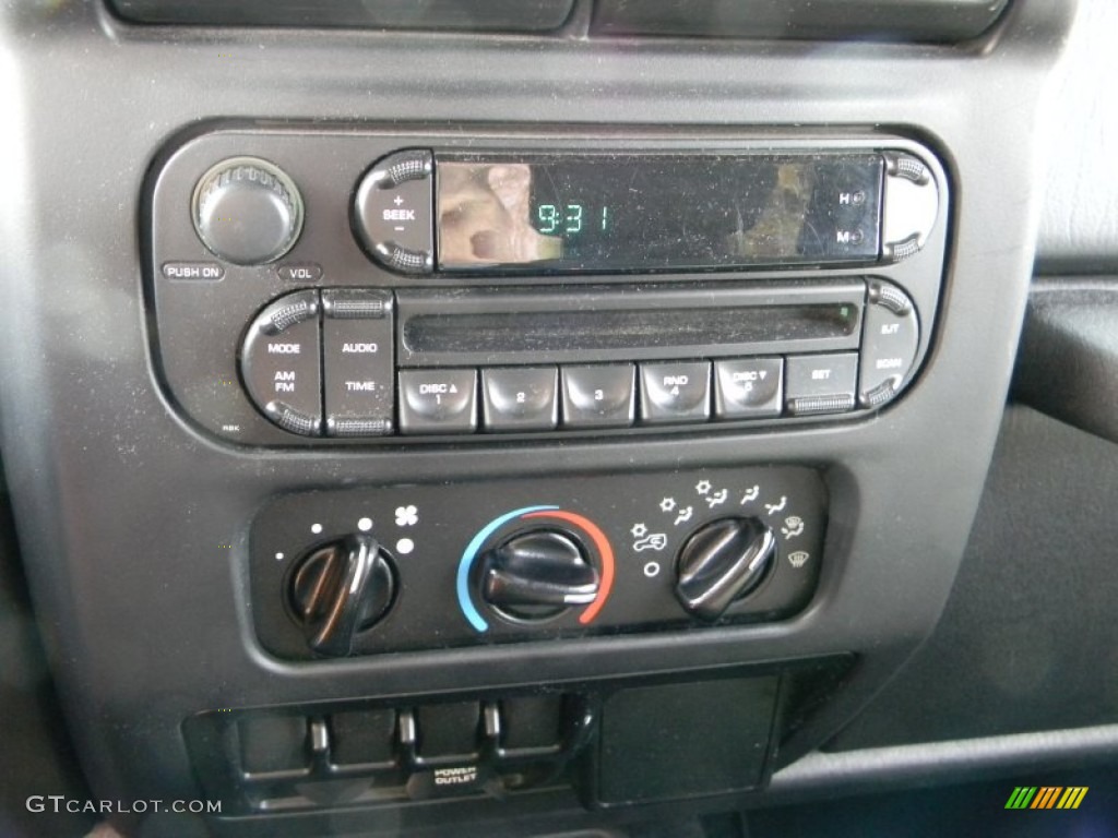 2006 Wrangler Sport 4x4 - Flame Red / Dark Slate Gray photo #22