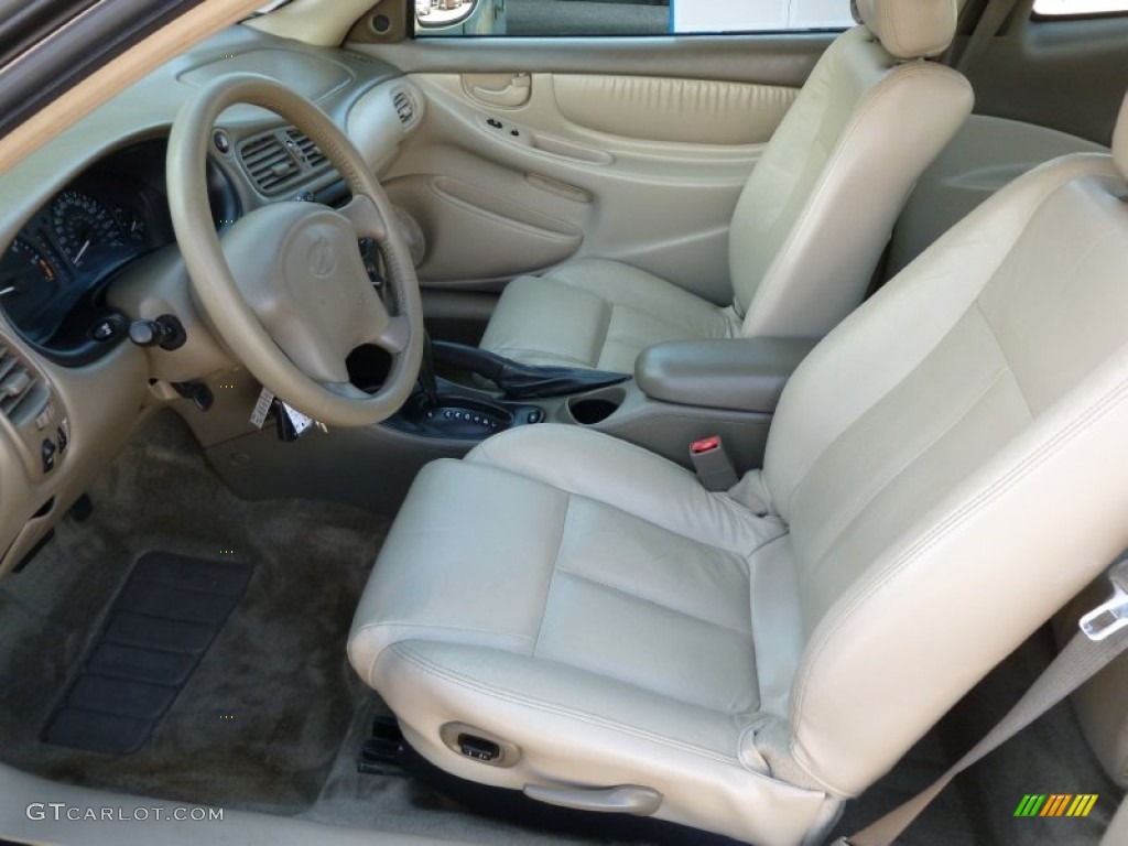2002 Alero GLS Coupe - Sandstone Metallic / Neutral photo #9