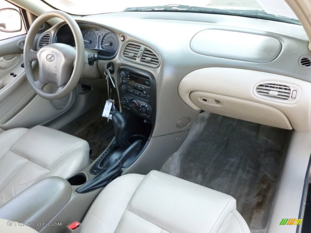 2002 Alero GLS Coupe - Sandstone Metallic / Neutral photo #14