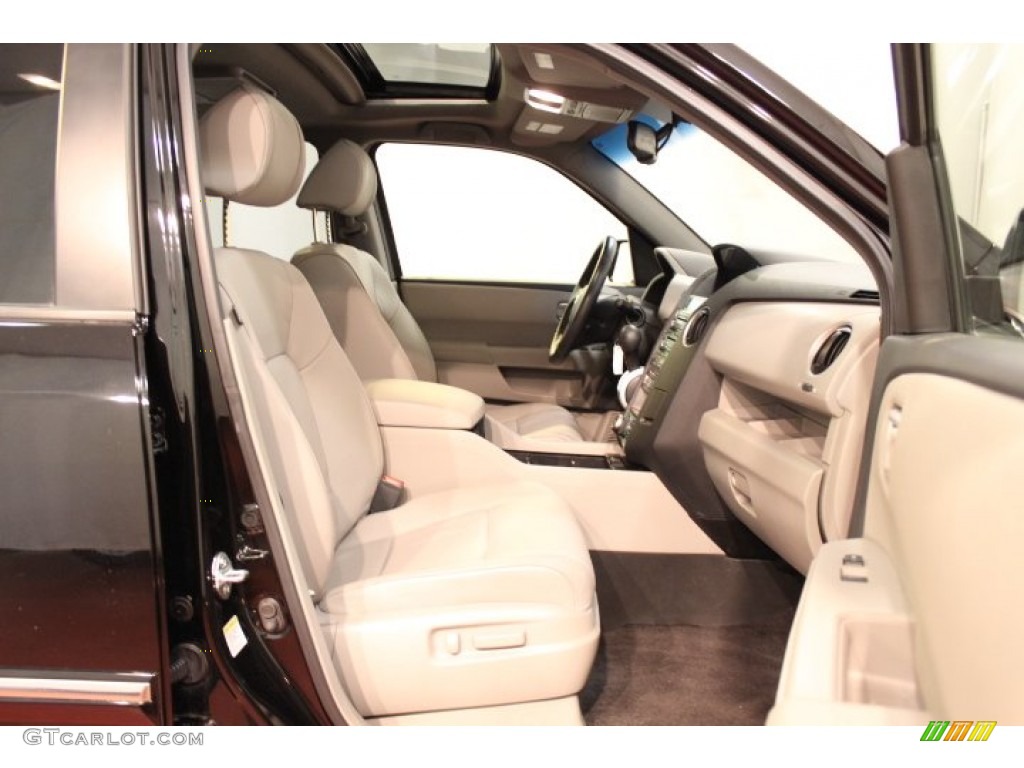 2010 Pilot Touring 4WD - Crystal Black Pearl / Beige photo #22