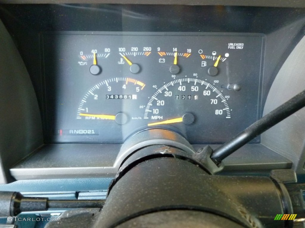 1994 GMC Sierra 1500 SLE Regular Cab 4x4 Gauges Photo #63988630