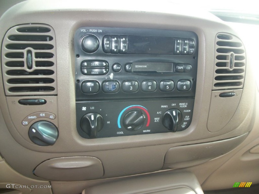 1997 Ford Expedition Eddie Bauer 4x4 Controls Photo #63992454