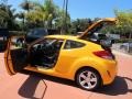 26.2 Yellow - Veloster  Photo No. 9