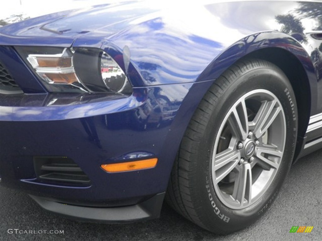 2011 Mustang V6 Premium Convertible - Kona Blue Metallic / Stone photo #2