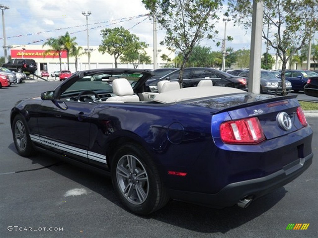 2011 Mustang V6 Premium Convertible - Kona Blue Metallic / Stone photo #13