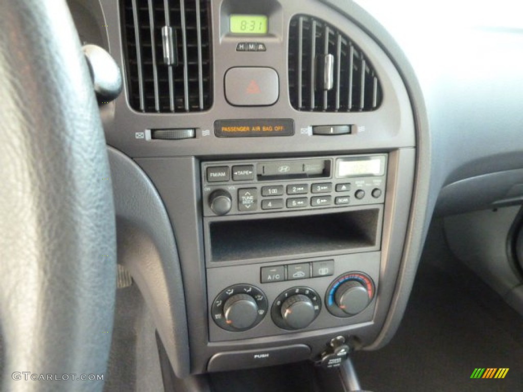 2004 Elantra GLS Sedan - Rally Red / Dark Gray photo #13