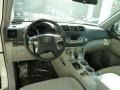 Blizzard White Pearl - Highlander V6 4WD Photo No. 10